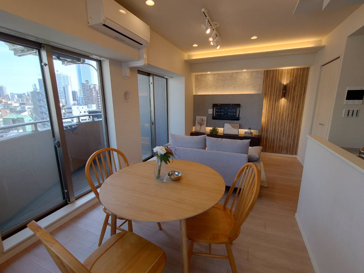 ディオレ西新宿805号室[1]