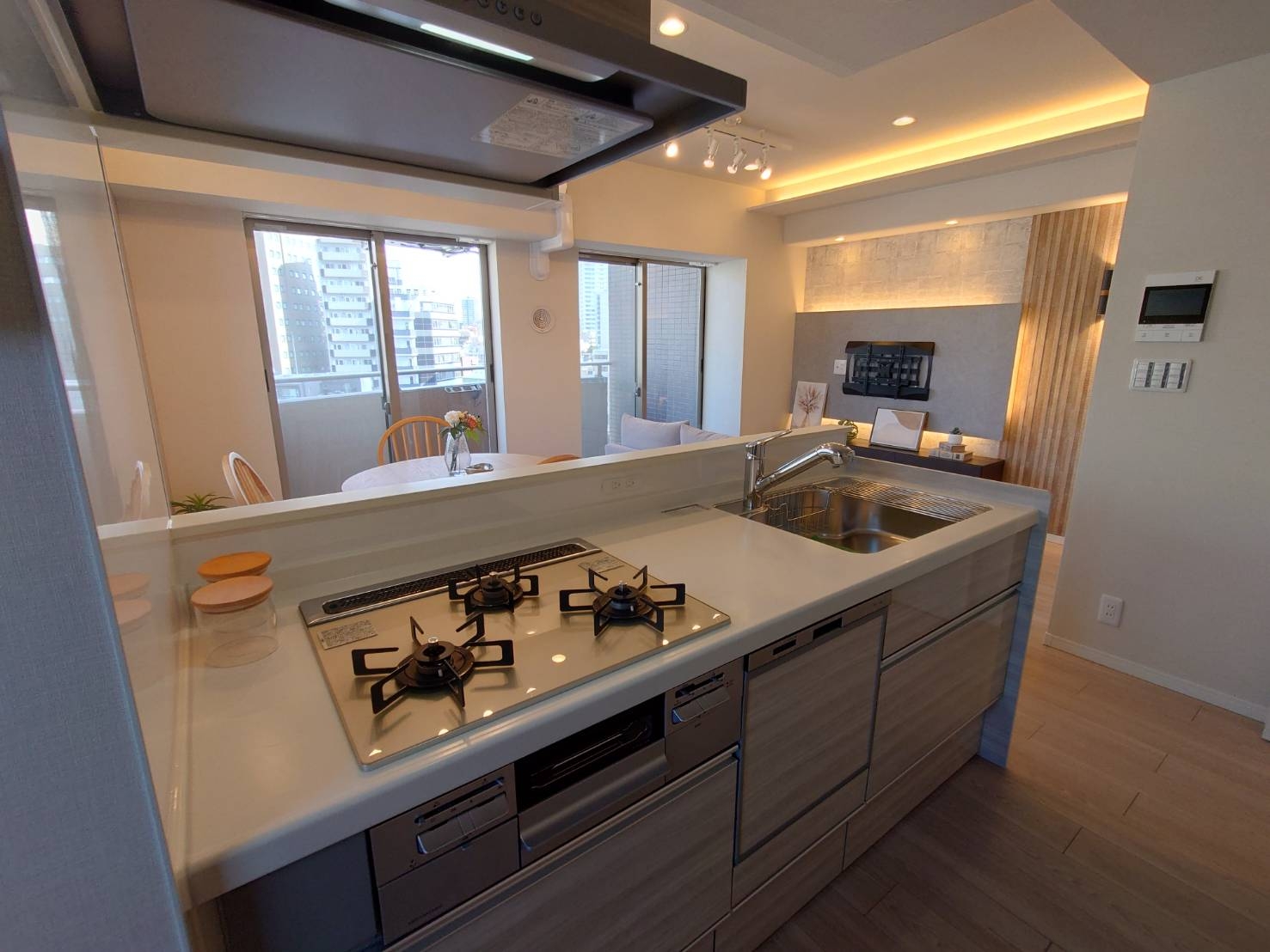 ディオレ西新宿805号室[2]