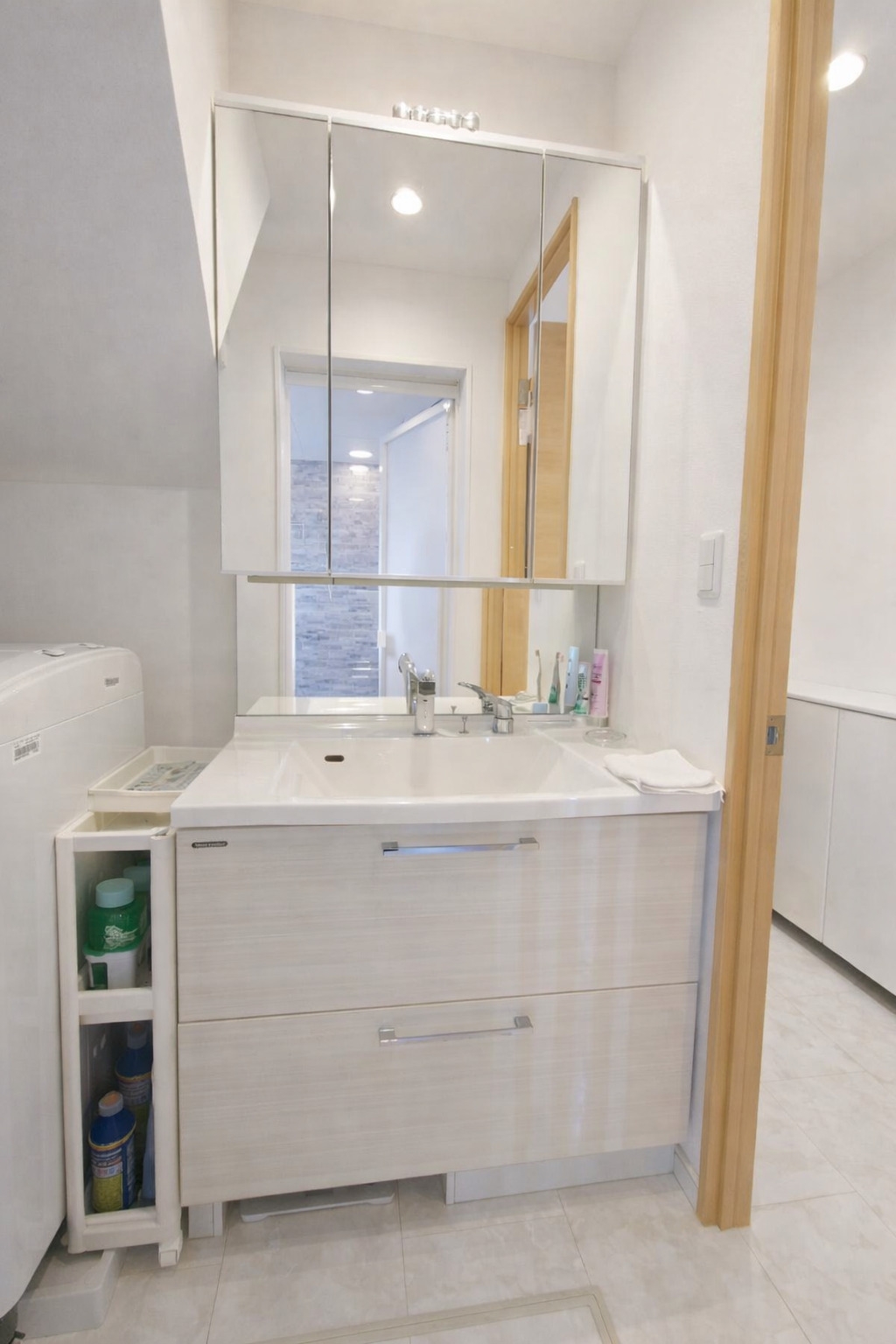 【美邸中古戸建】北新宿3丁目[3]