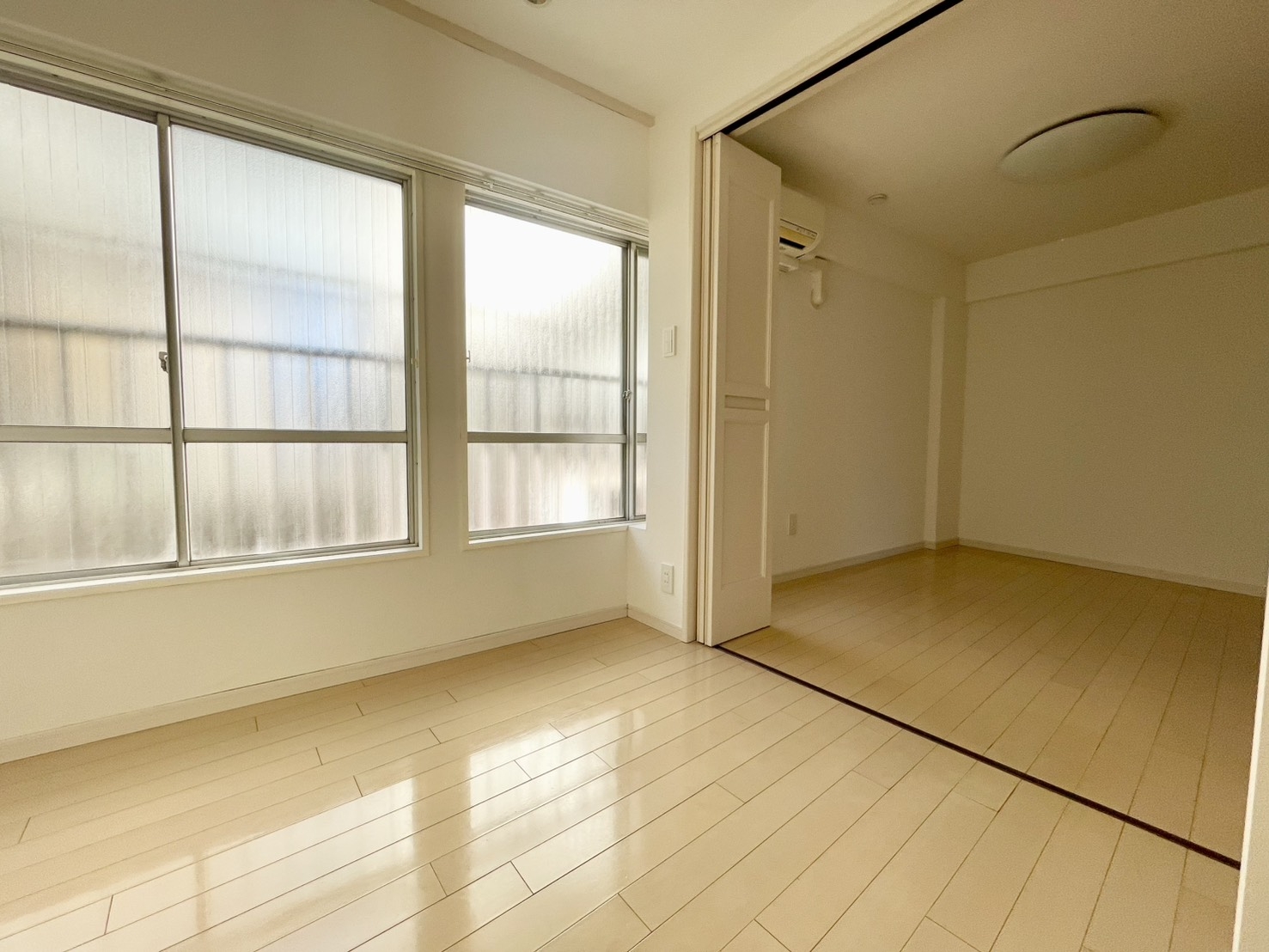 【マンション】ヴィラ・フローラ2階[4]